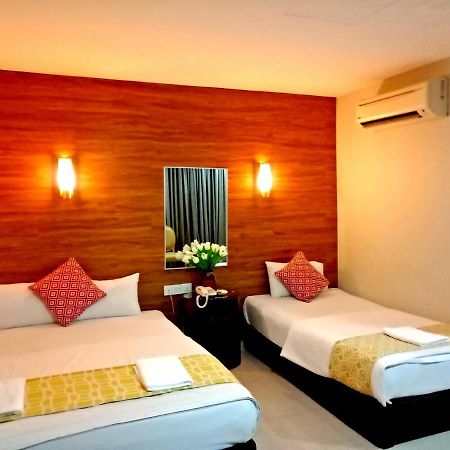 Eazy Hotel At Ampang Batu Empat Exterior photo