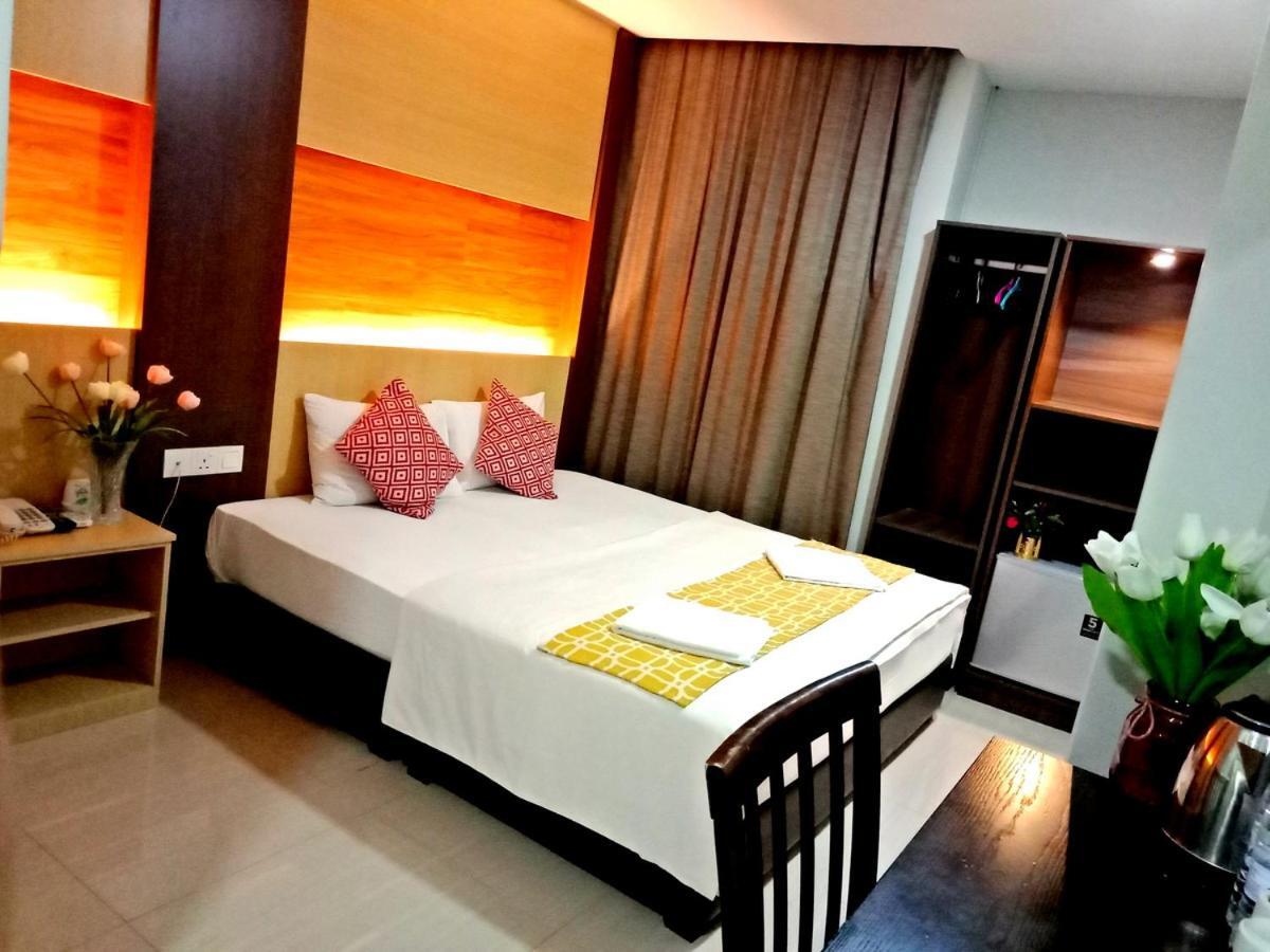 Eazy Hotel At Ampang Batu Empat Exterior photo